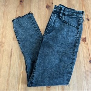 A&F High Rise Jeans Sz 25/0